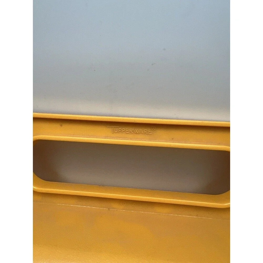 Vintage Tupperware Tuppertoys Storage Container